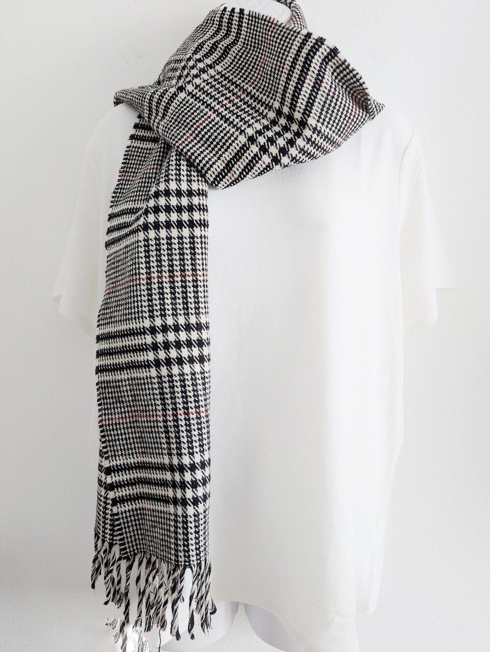 VINTAGE Wool Glen Plaid Scarf Black White Fringe Wrap 57"x12.5"